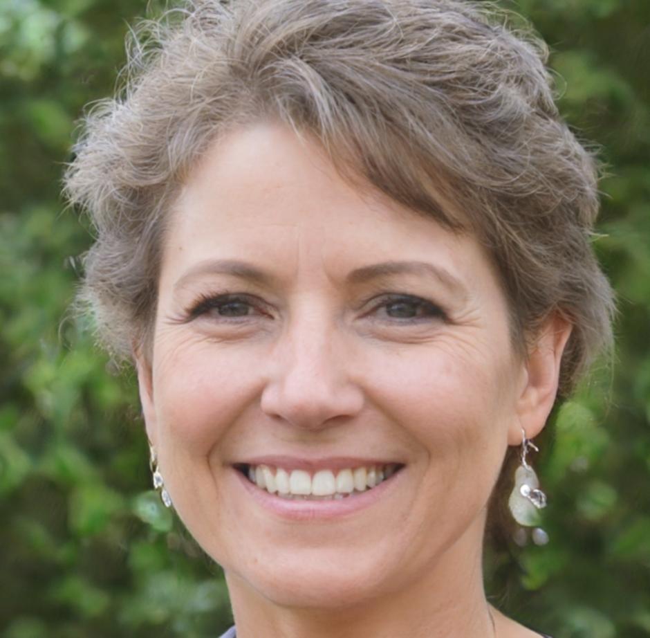 Portrait of Siobhan Kavanagh, Financial Technology Specialist